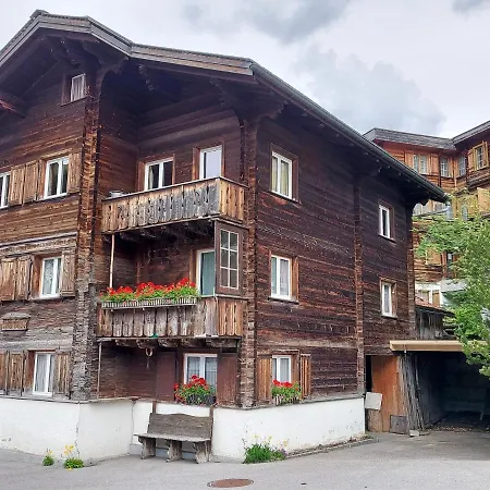 Apartment 3. Im Nue-hus Arosa