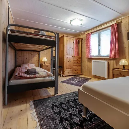 3. Im Nü-hus * Arosa